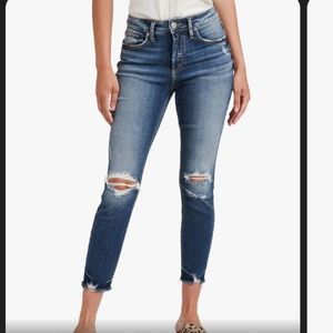 Silver Jeans Co Women's. Avery High Rise Skinny Crop Jeans 27x26